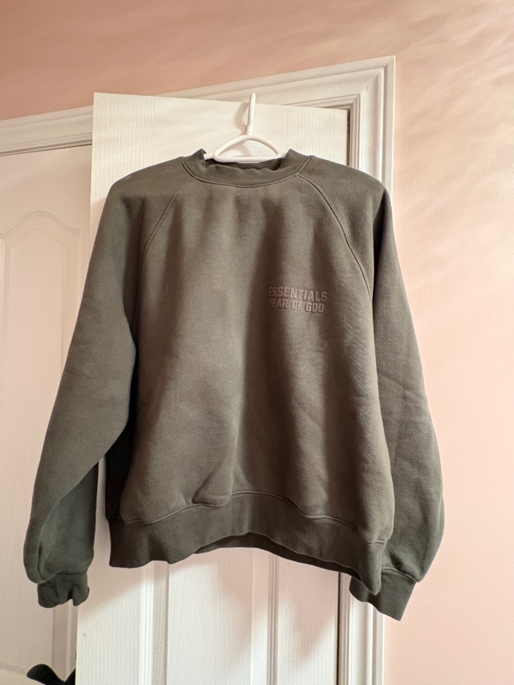 Fear of God - Essentials - Crewneck Sweatshirt -  Size Small - Gray